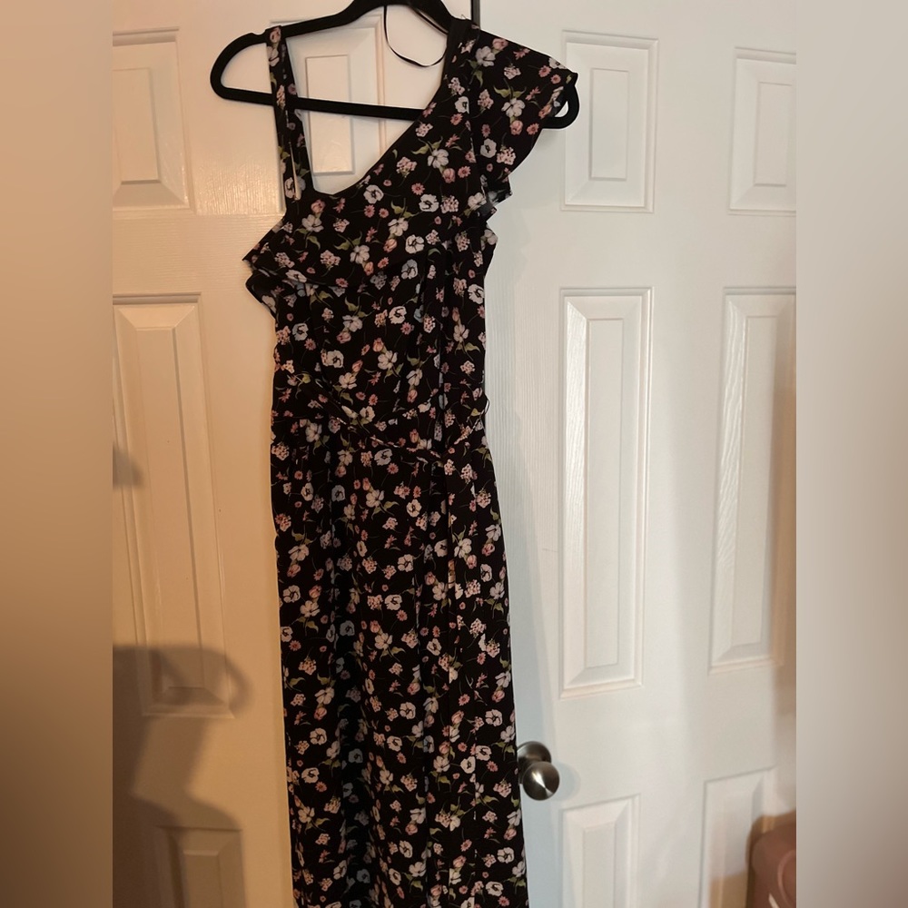 Cute One-shoulder Asymmetrical romper! Wide leg fit!